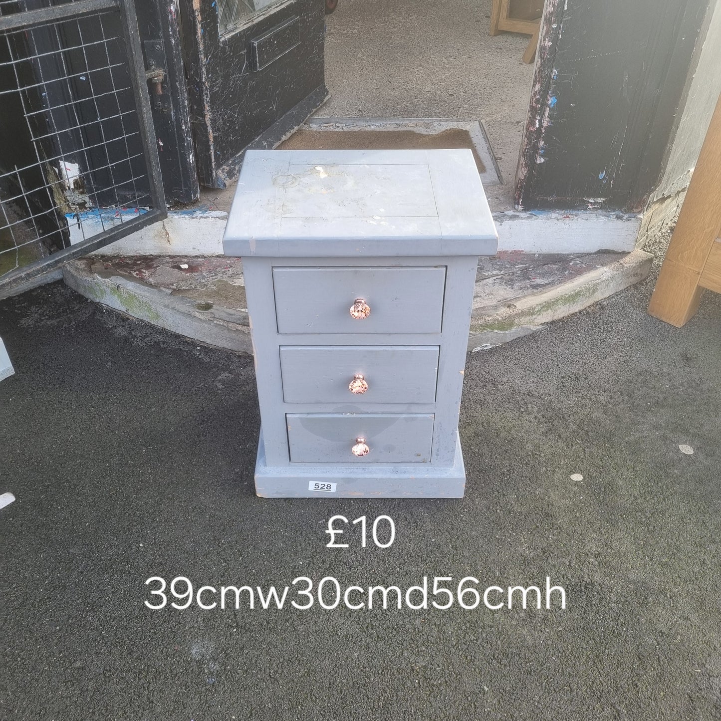 Bedside table š Free delivery in Leicester š