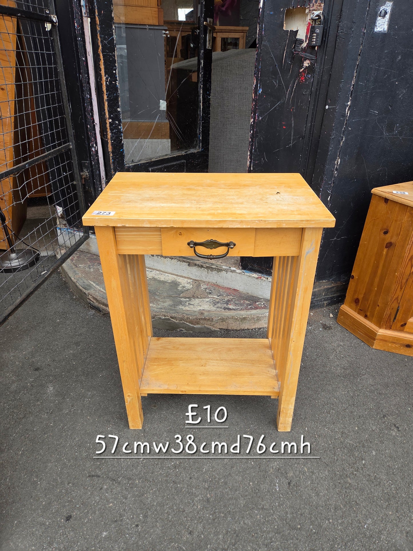 Side table π Free delivery in Leicester π