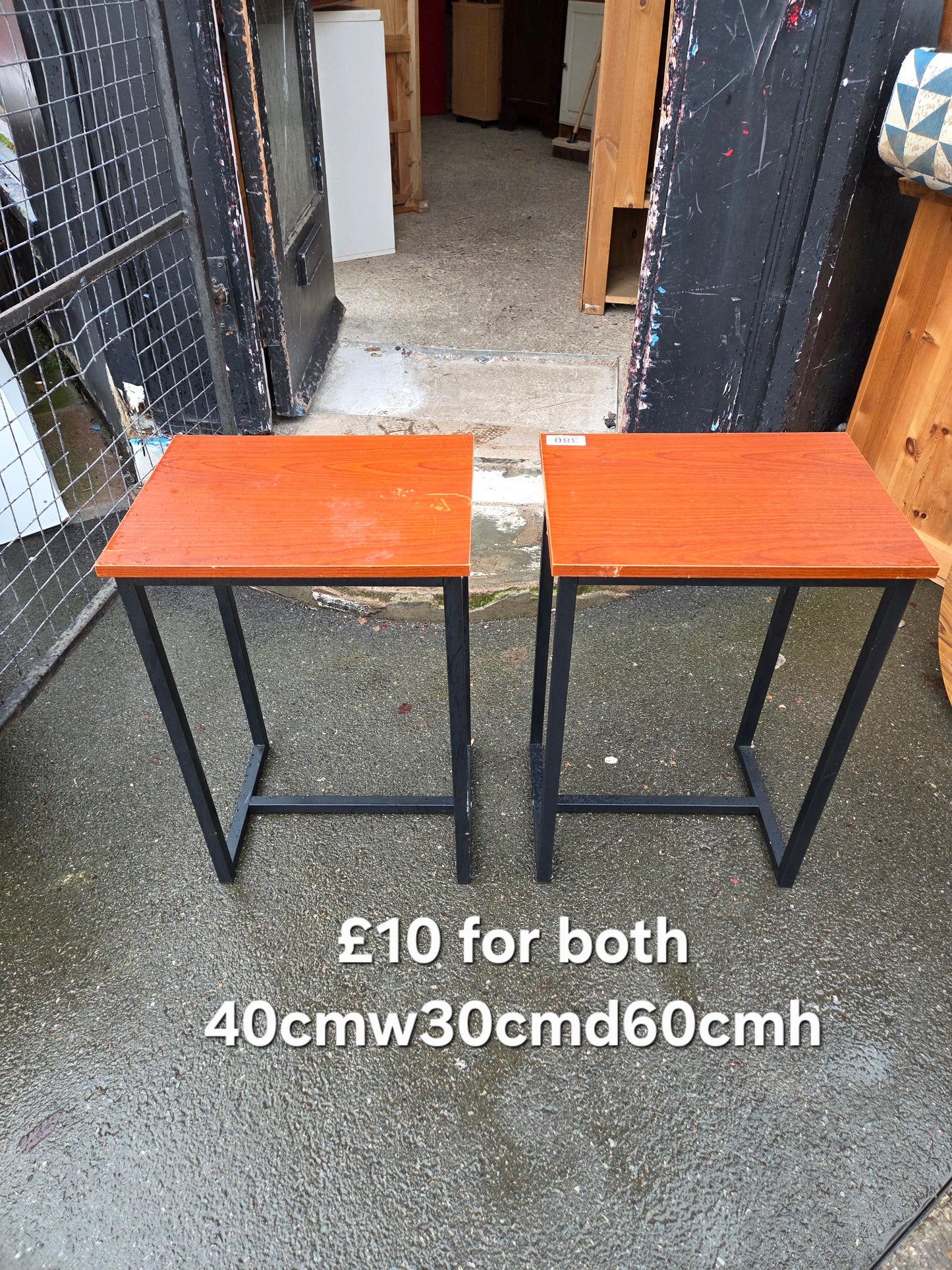 2 side tables π Free delivery in Leicester π
