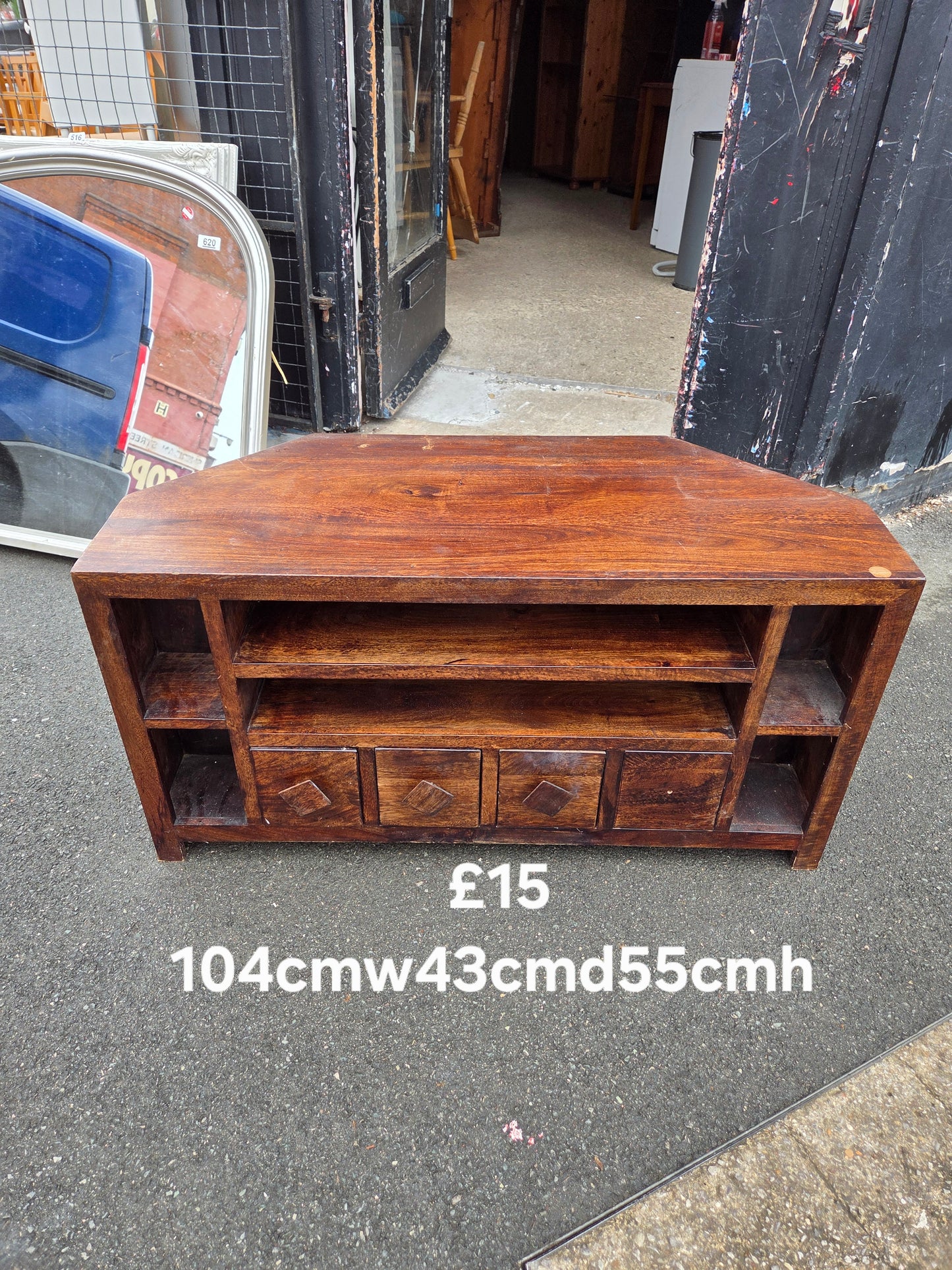 Tv unit ๐ Free delivery in Leicester ๐