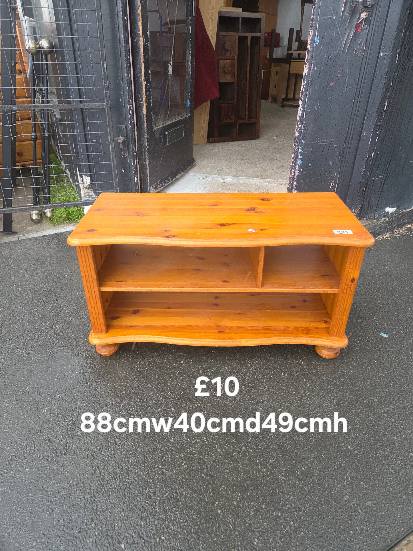 Tv unit ๐ Free delivery in Leicester ๐