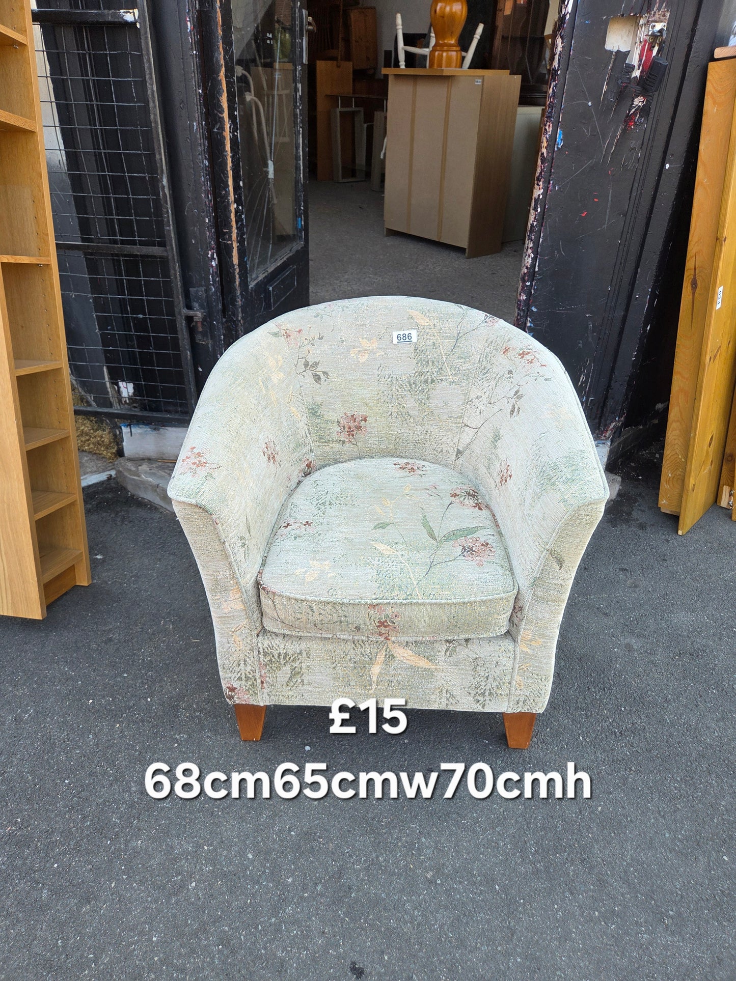 Tub chair π Free delivery in Leicester π