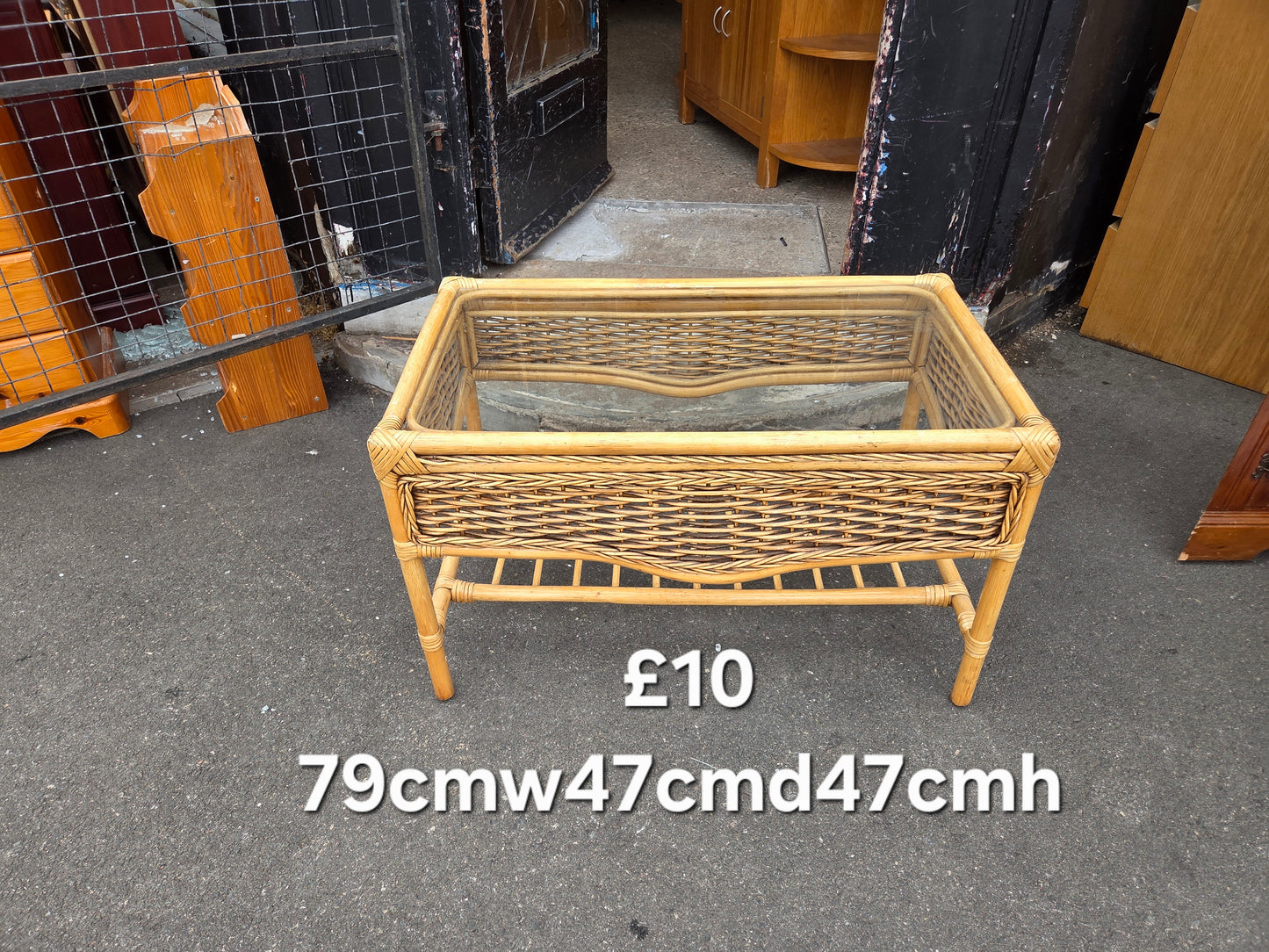 Wicker coffee table π Free delivery in Leicester π