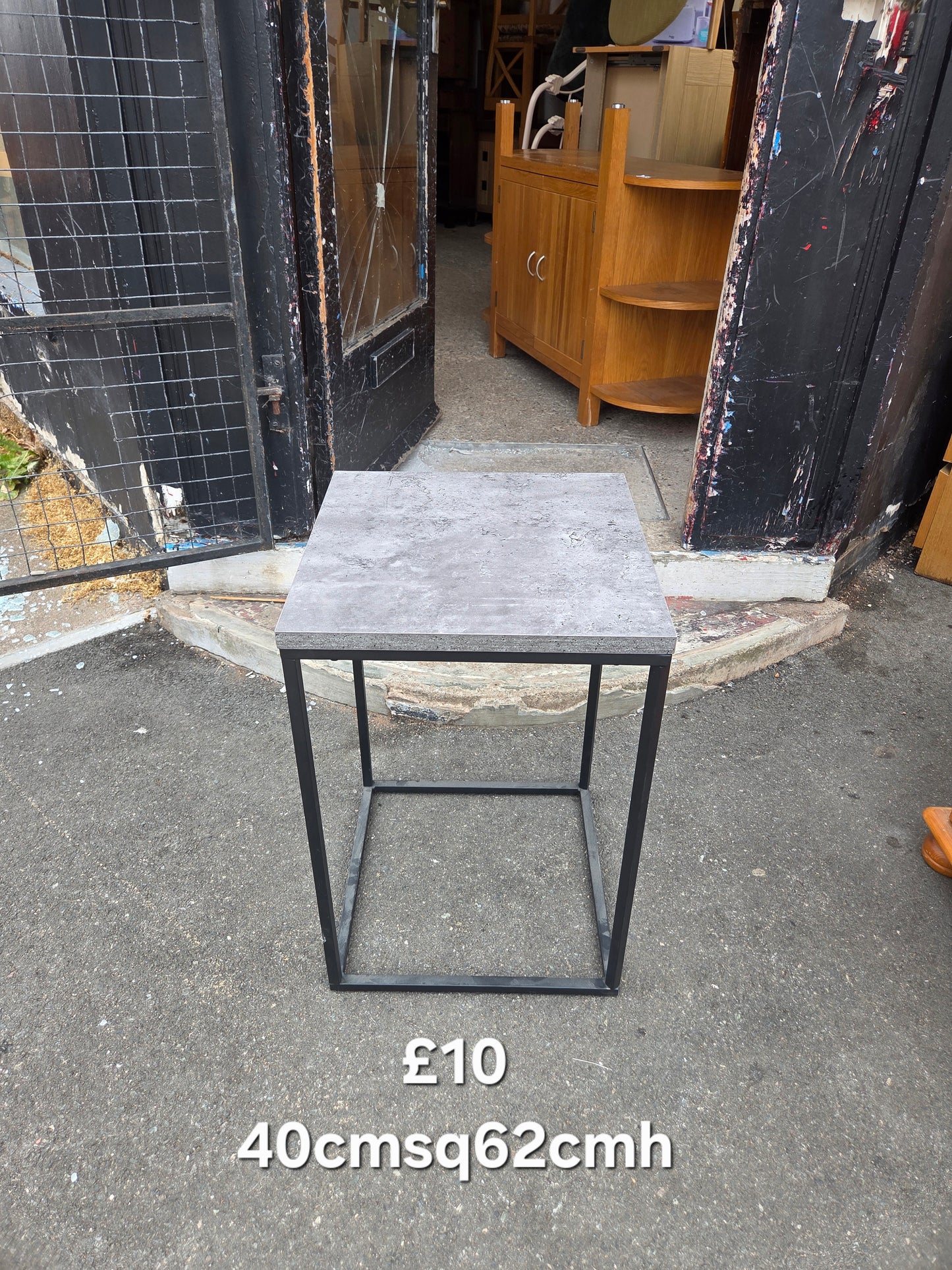 Concrete effect side table π Free delivery in Leicester π
