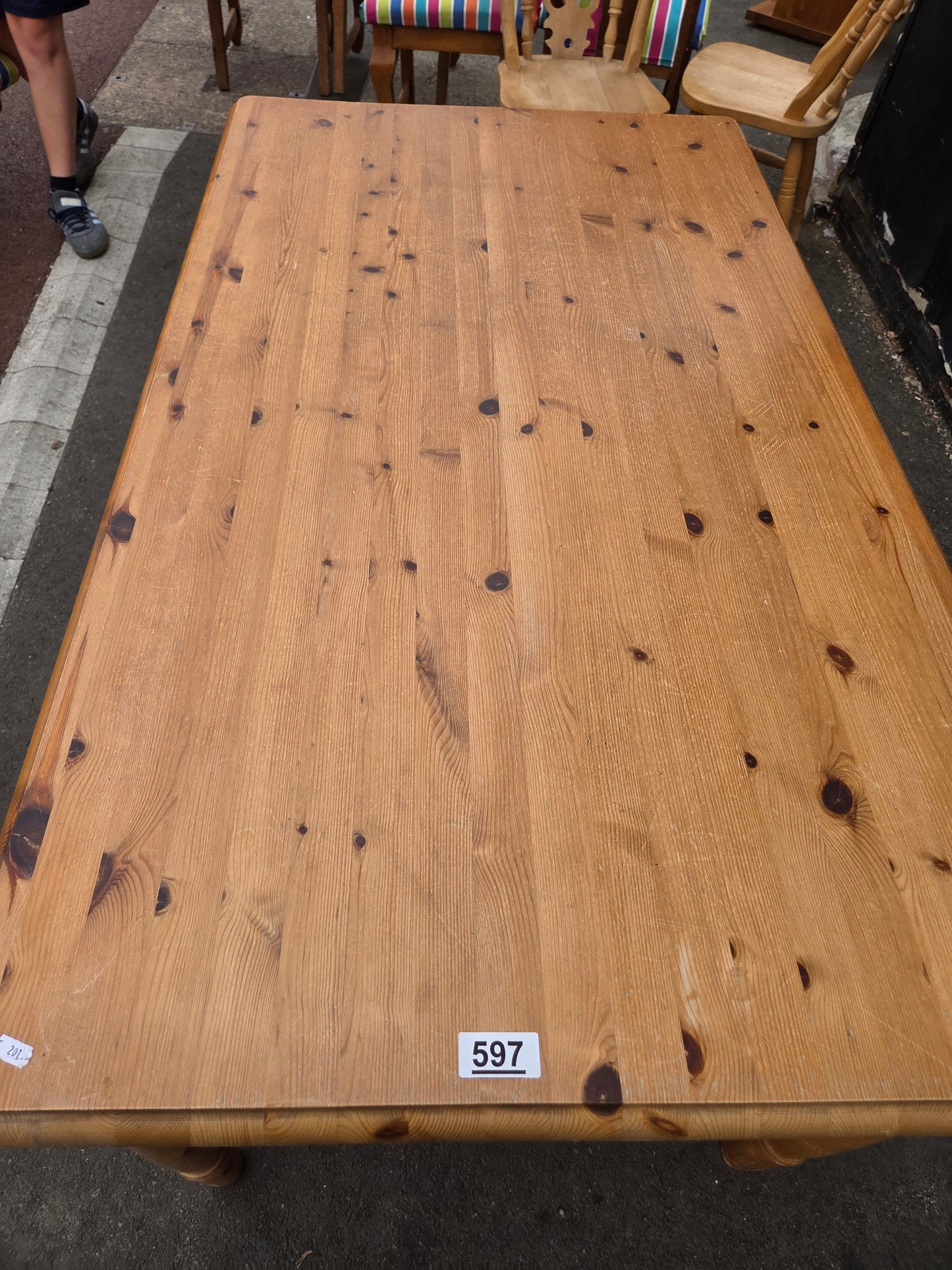 Dining table and 6 chairs π Free delivery in Leicester π