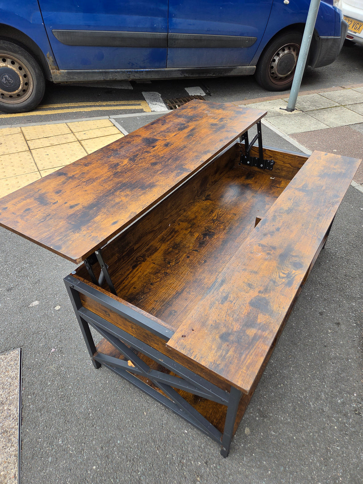 Lift up coffee table Free Delivery in Leicester