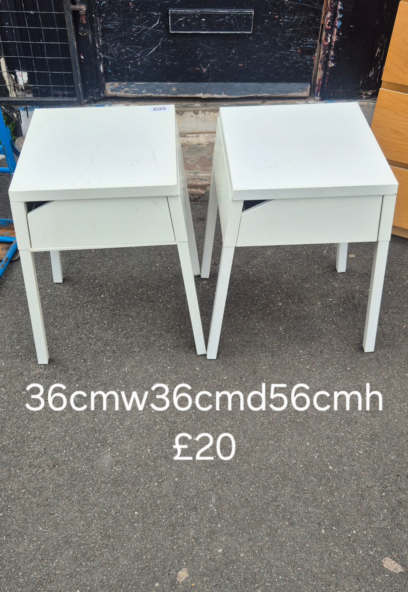 2 metal bedside tables ๐ Free delivery in Leicester ๐