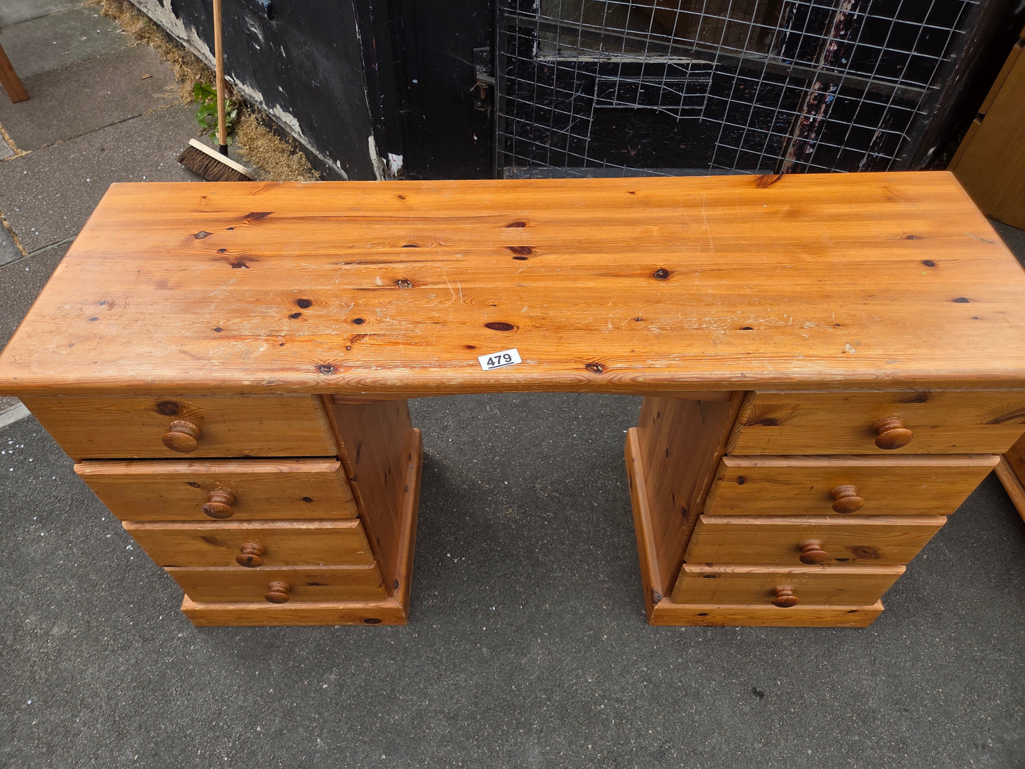 Pine desk π Free delivery in Leicester π