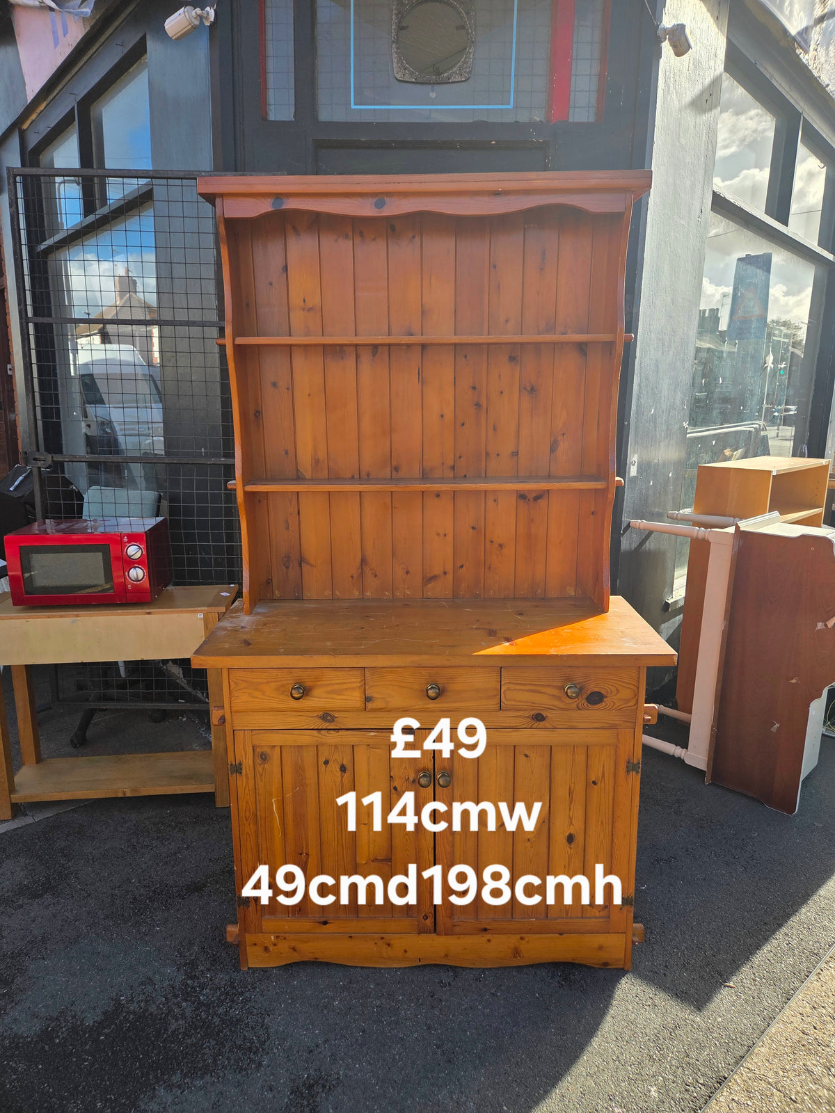 Welsh dresser Free Delivery in Leicester