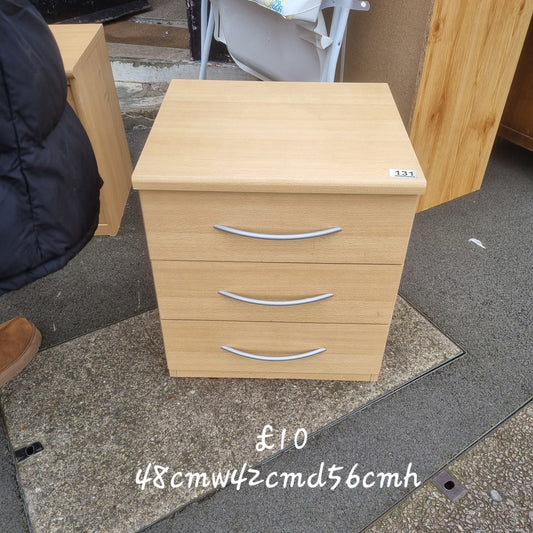 Bedside table 🌟 Free delivery in Leicester 🌟