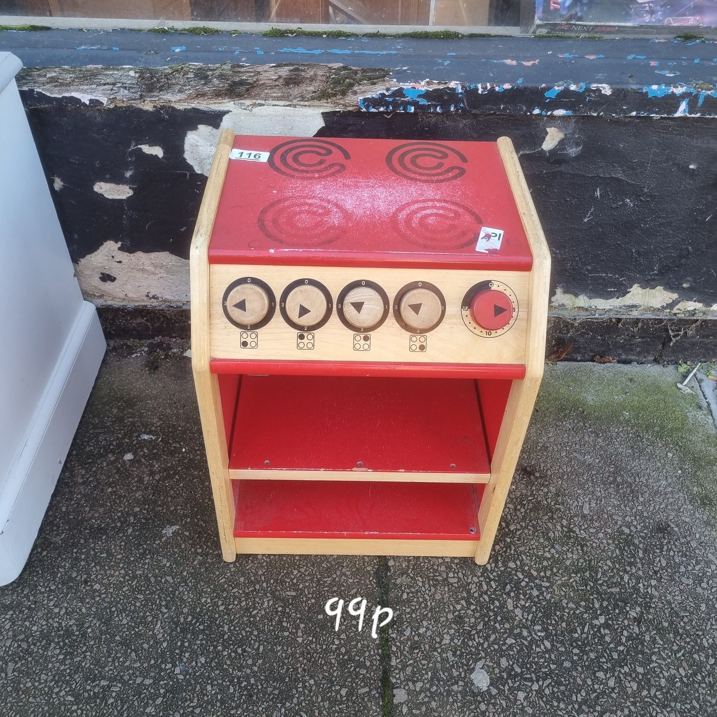 Wooden kids cooker