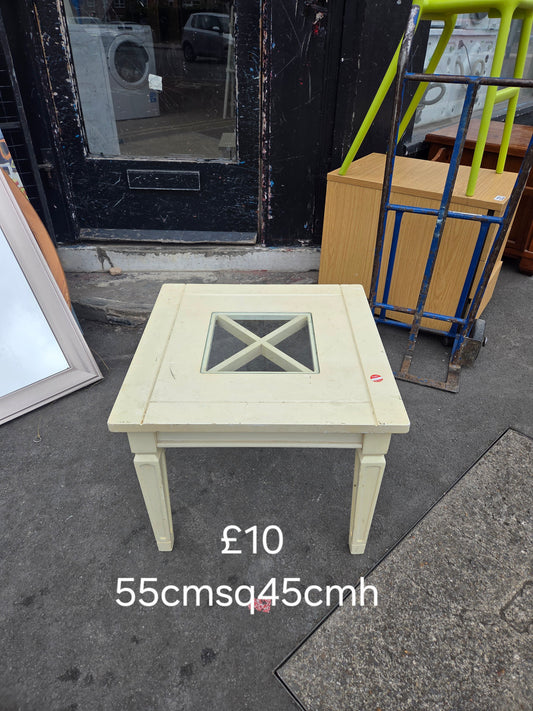 Side table 🌟 Free delivery in Leicester 🌟