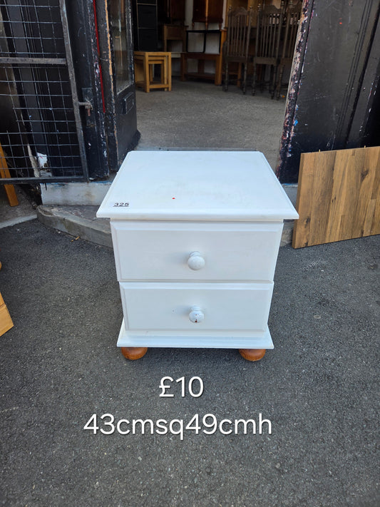 Bedside table 🌟 Free delivery in Leicester 🌟