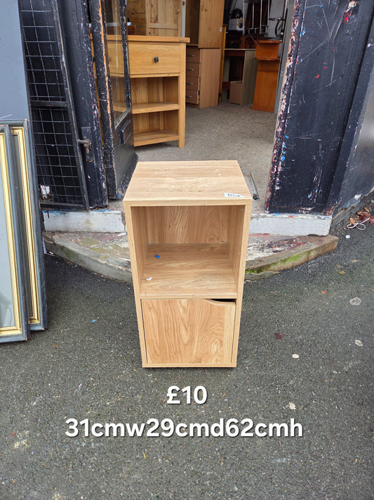Bedside table 🌟 Free delivery in Leicester 🌟