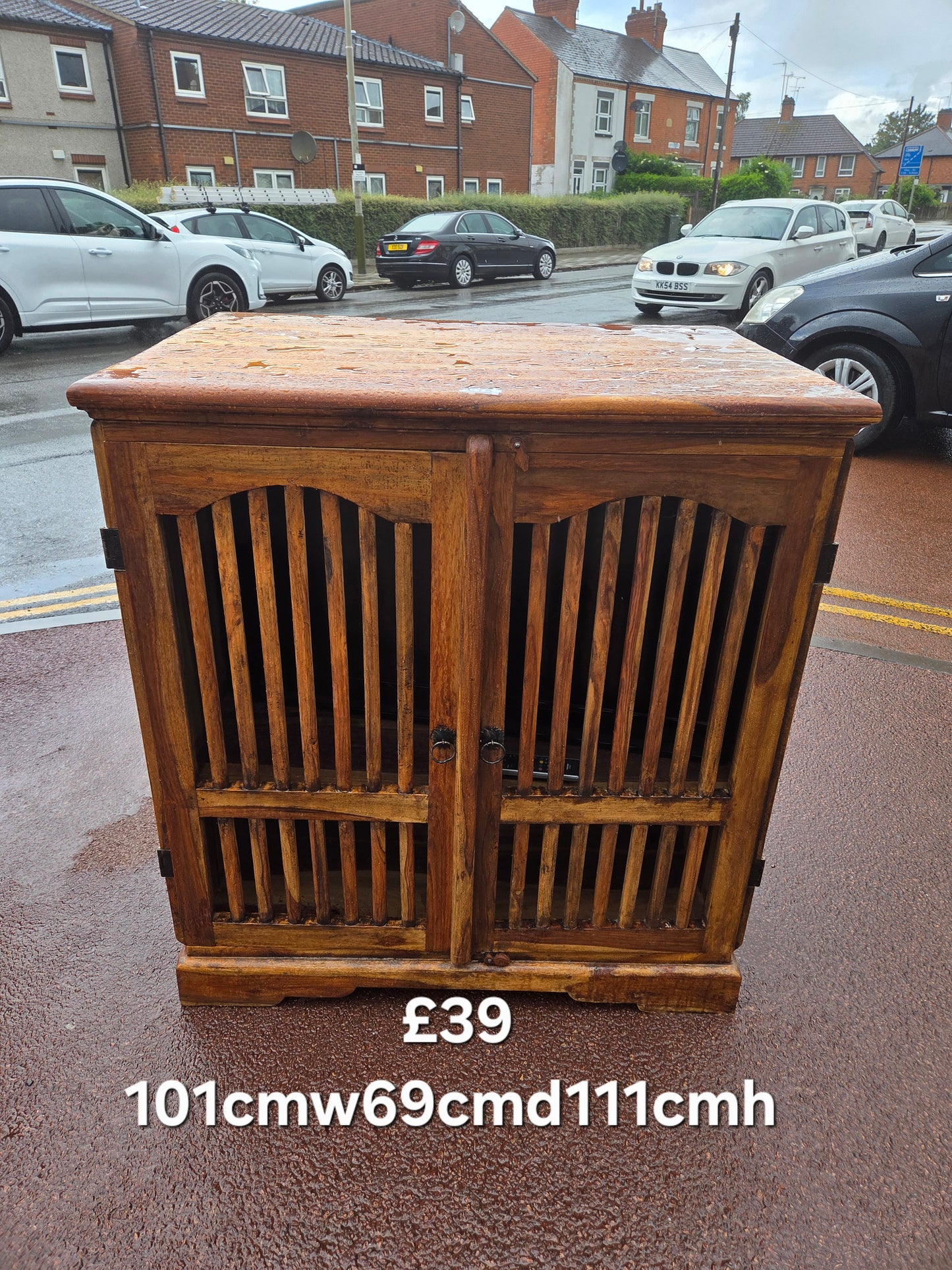 Large tv cabinet with tv 🌟 Free delivery in Leicester 🌟