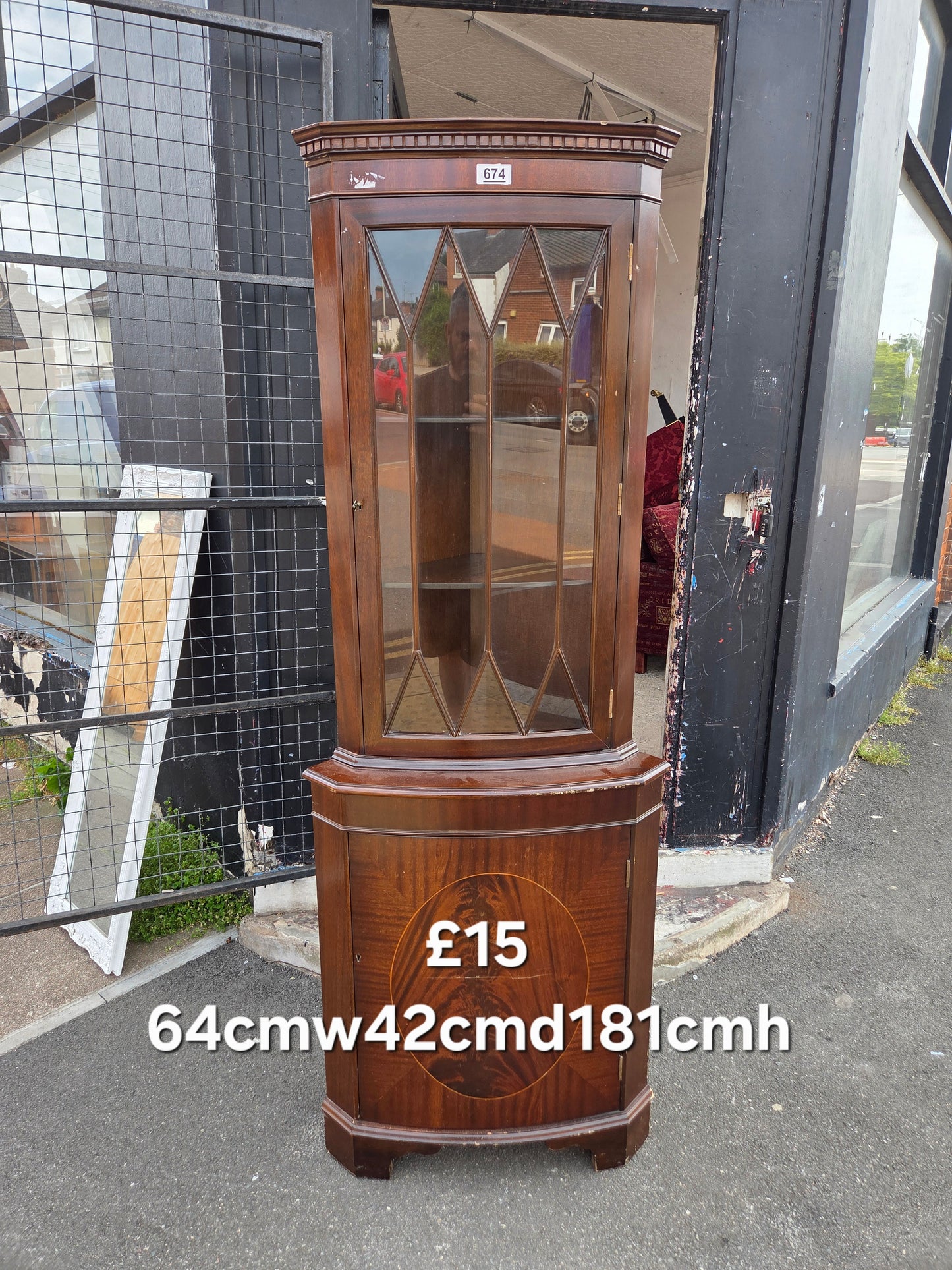 Corner display unit 🌟 Free delivery in Leicester 🌟