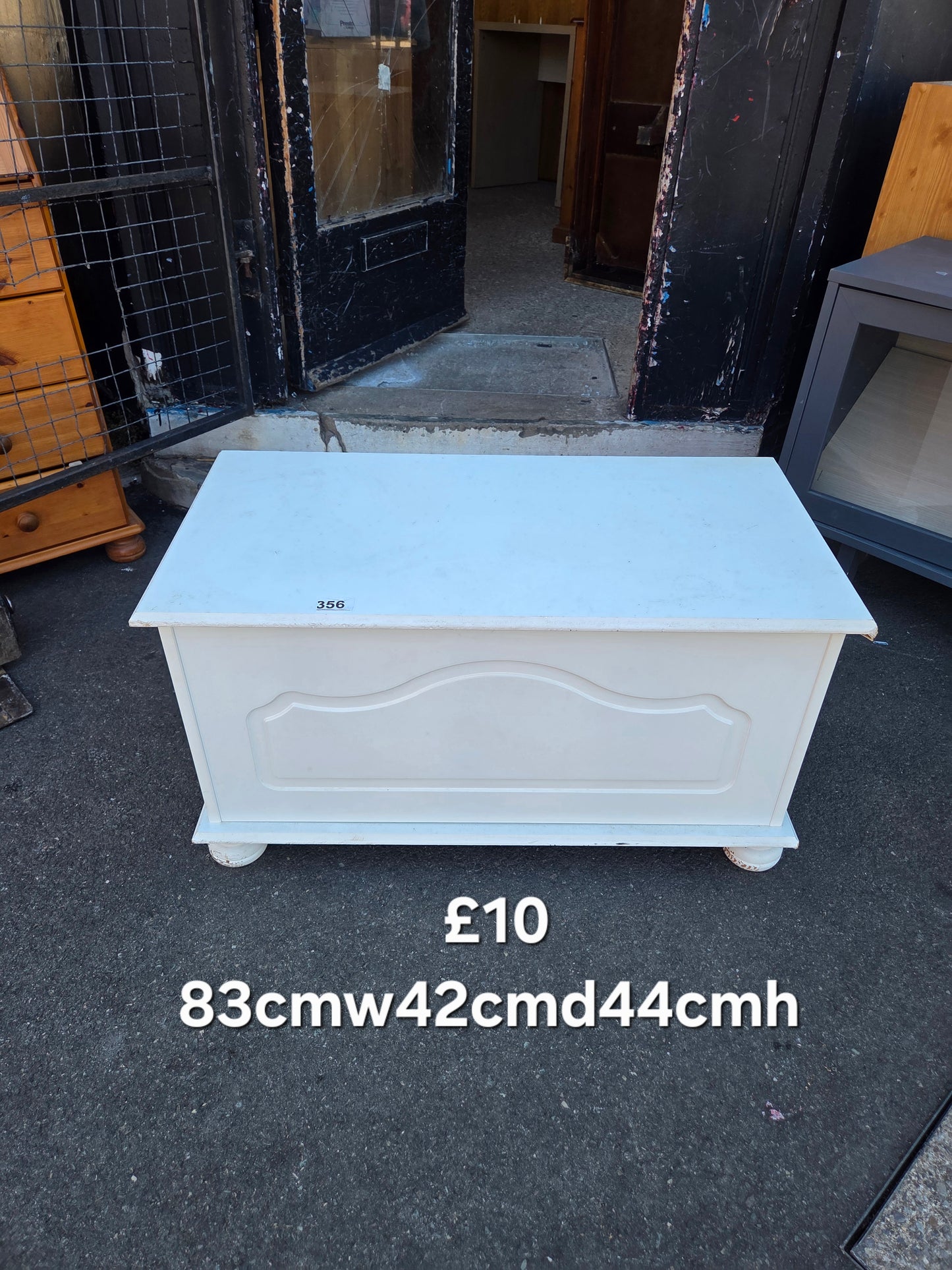 Wooden ottoman 🌟 Free delivery in Leicester 🌟