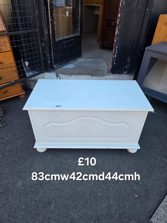 Wooden ottoman 🌟 Free delivery in Leicester 🌟
