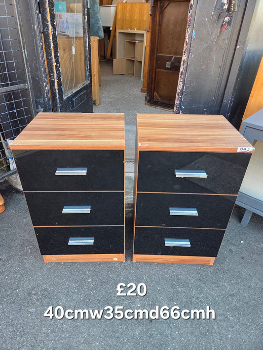 2 bedside tables 🌟 Free delivery in Leicester 🌟