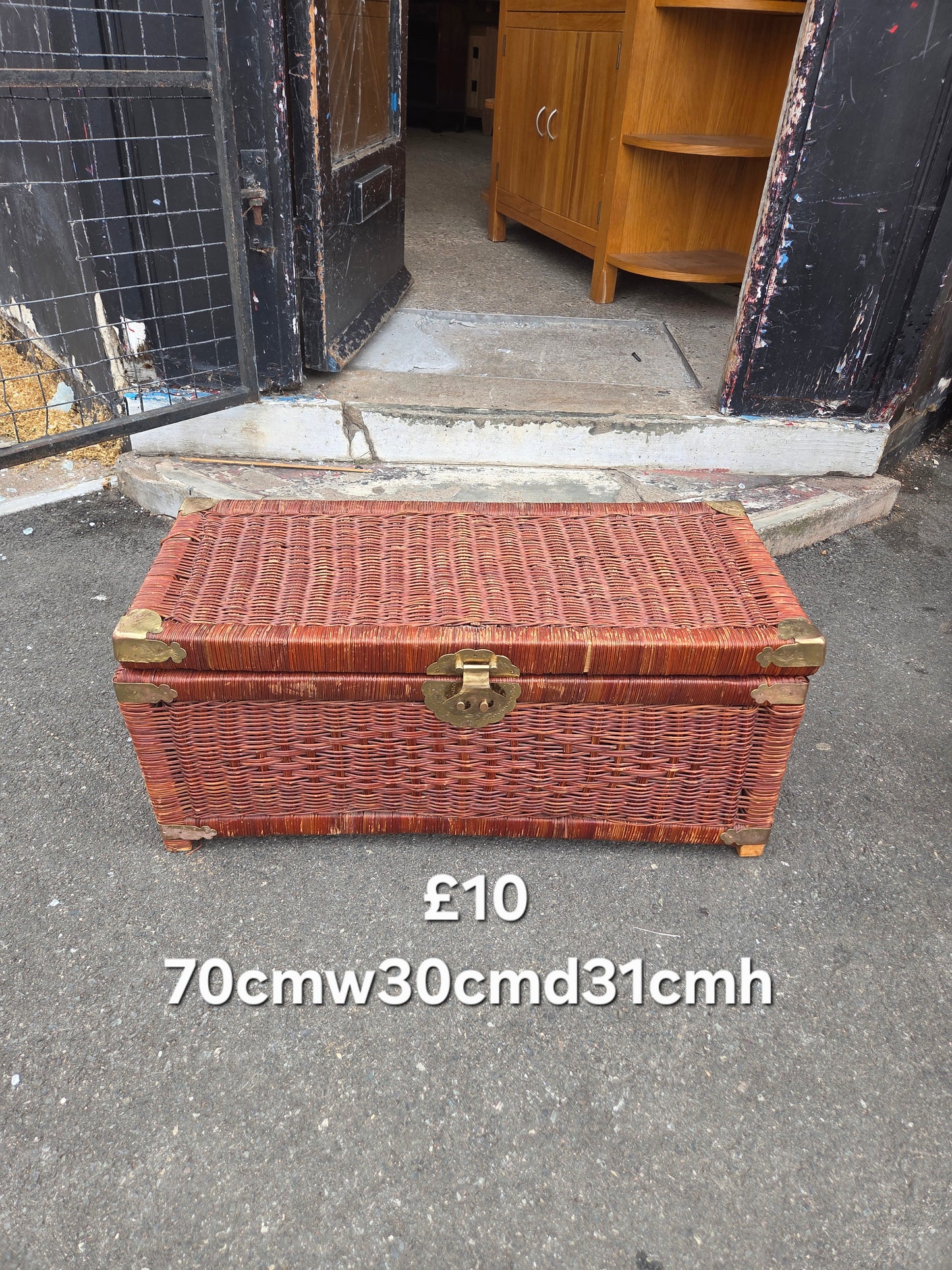 Wicker storage basket 🌟 Free delivery in Leicester 🌟