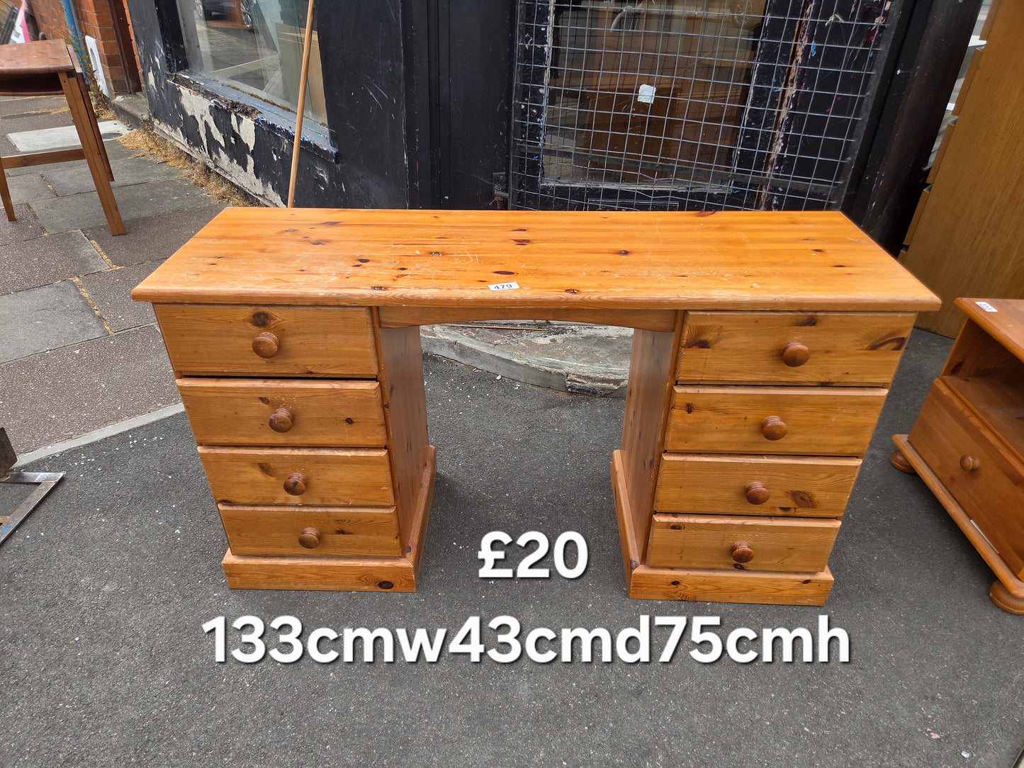Pine desk 🌟 Free delivery in Leicester 🌟