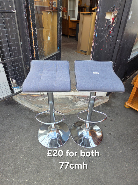 2 bar stools 🌟 Free delivery in Leicester 🌟