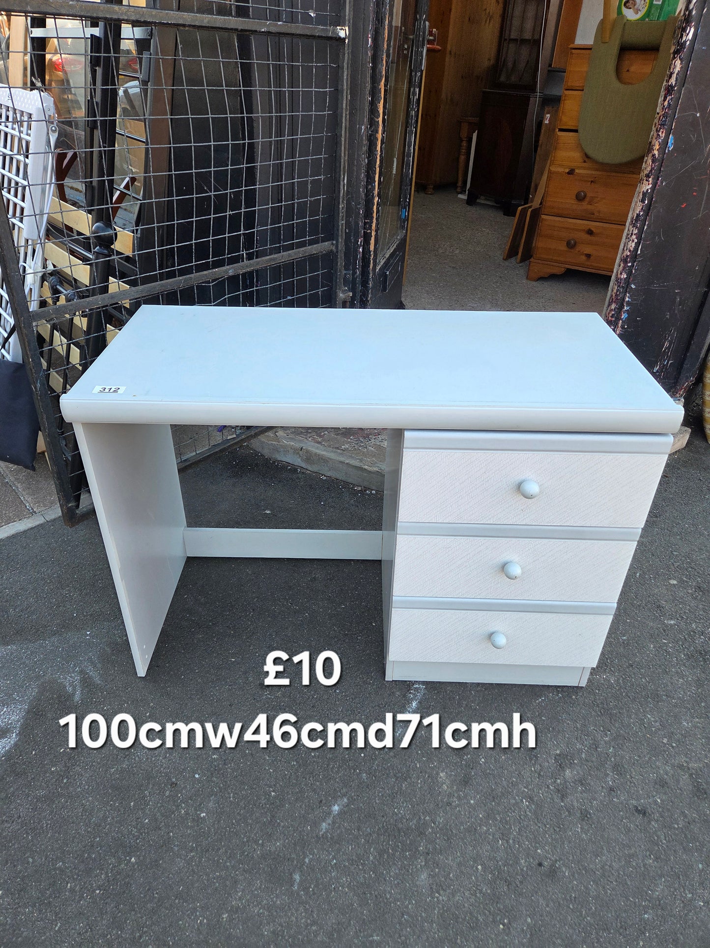 Desk 🌟 Free delivery in Leicester 🌟