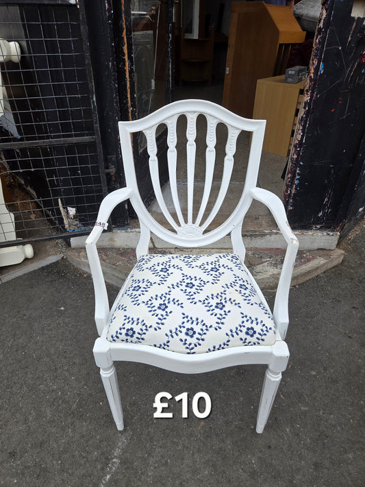 Bedroom chair 🌟 Free delivery in Leicester 🌟