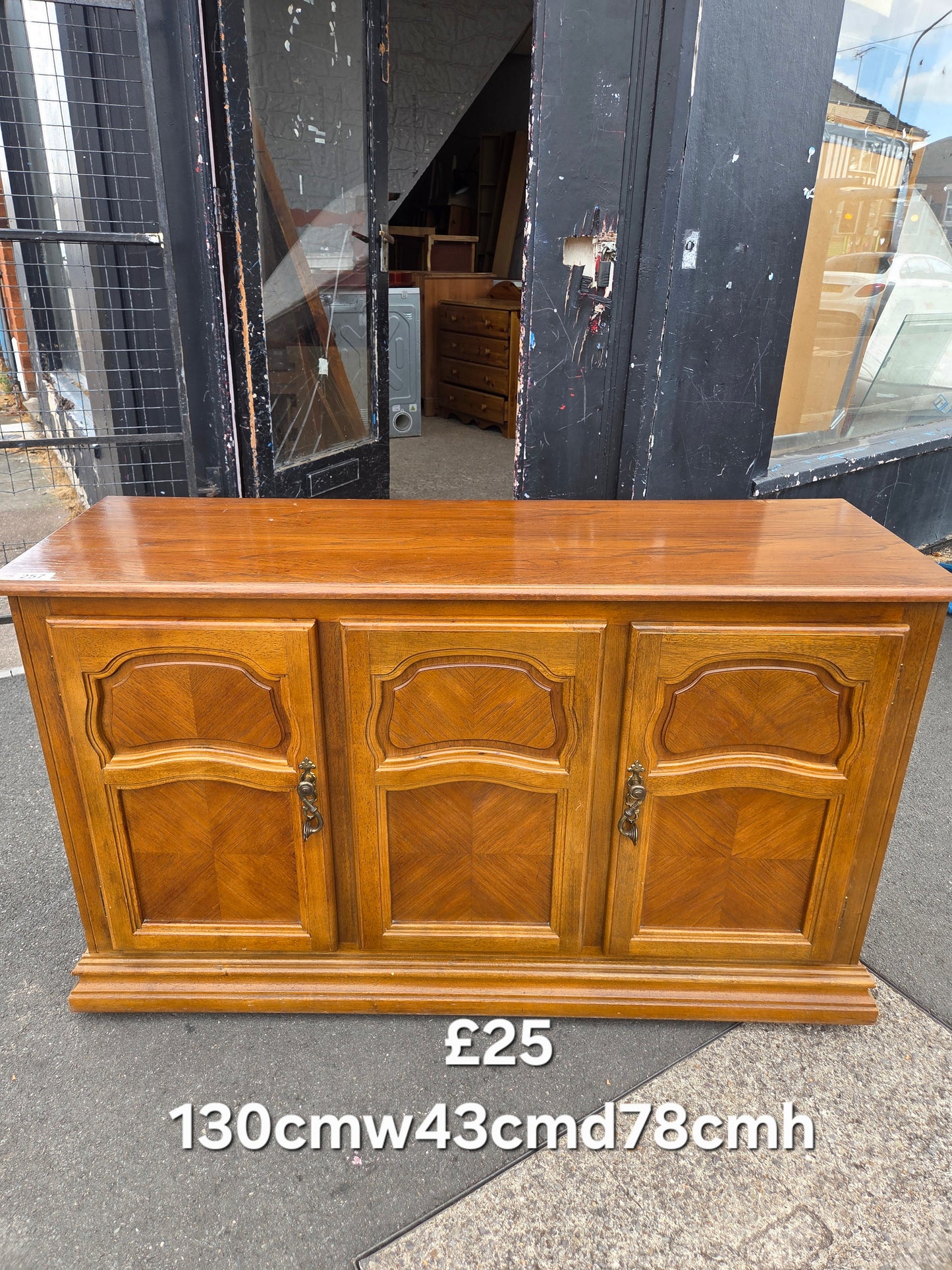 Sideboard 🌟 Free delivery in Leicester 🌟