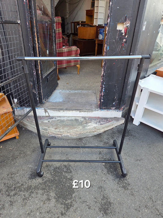 Clothes rail Free Delivery in Leicester