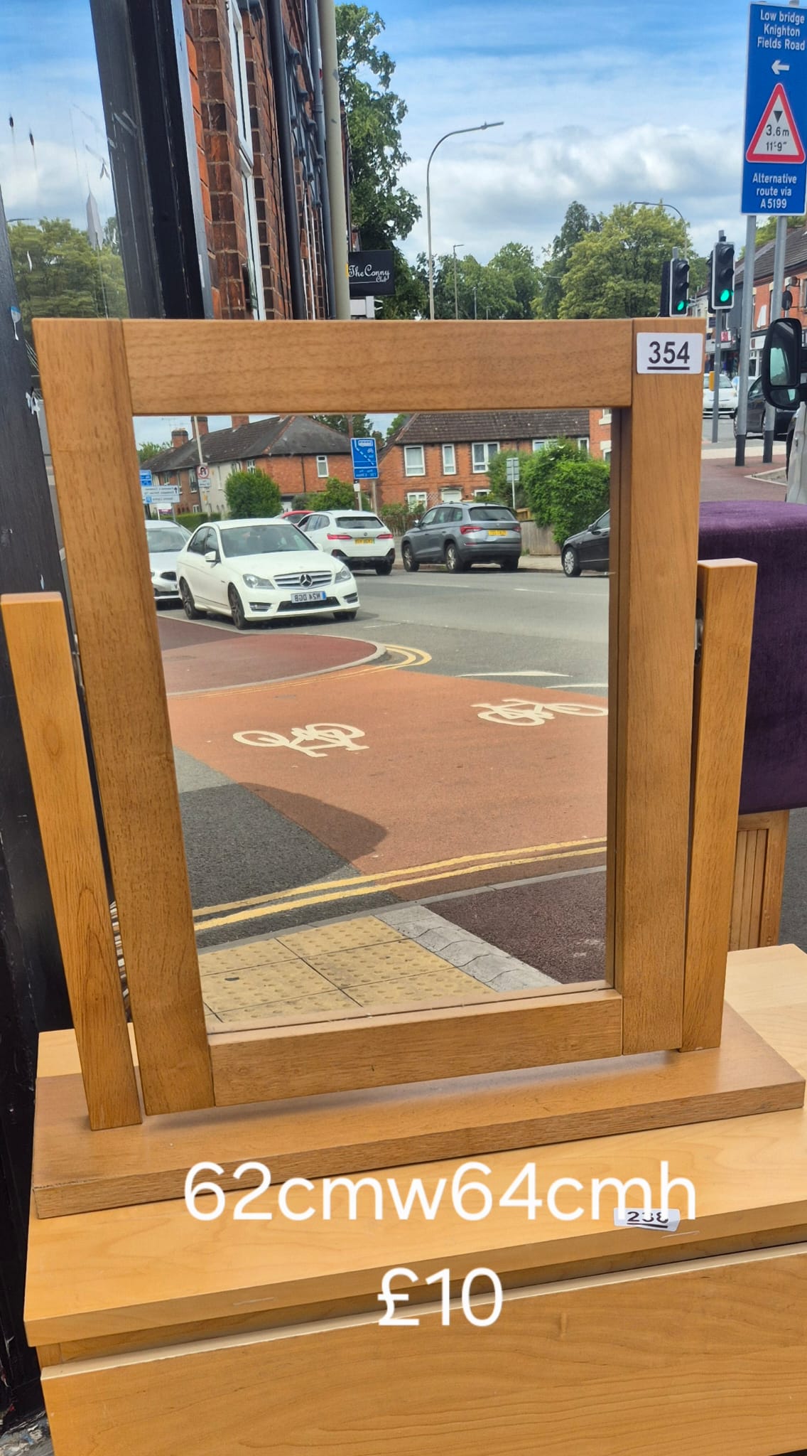 Dressing table mirror 🌟 Free delivery in Leicester 🌟
