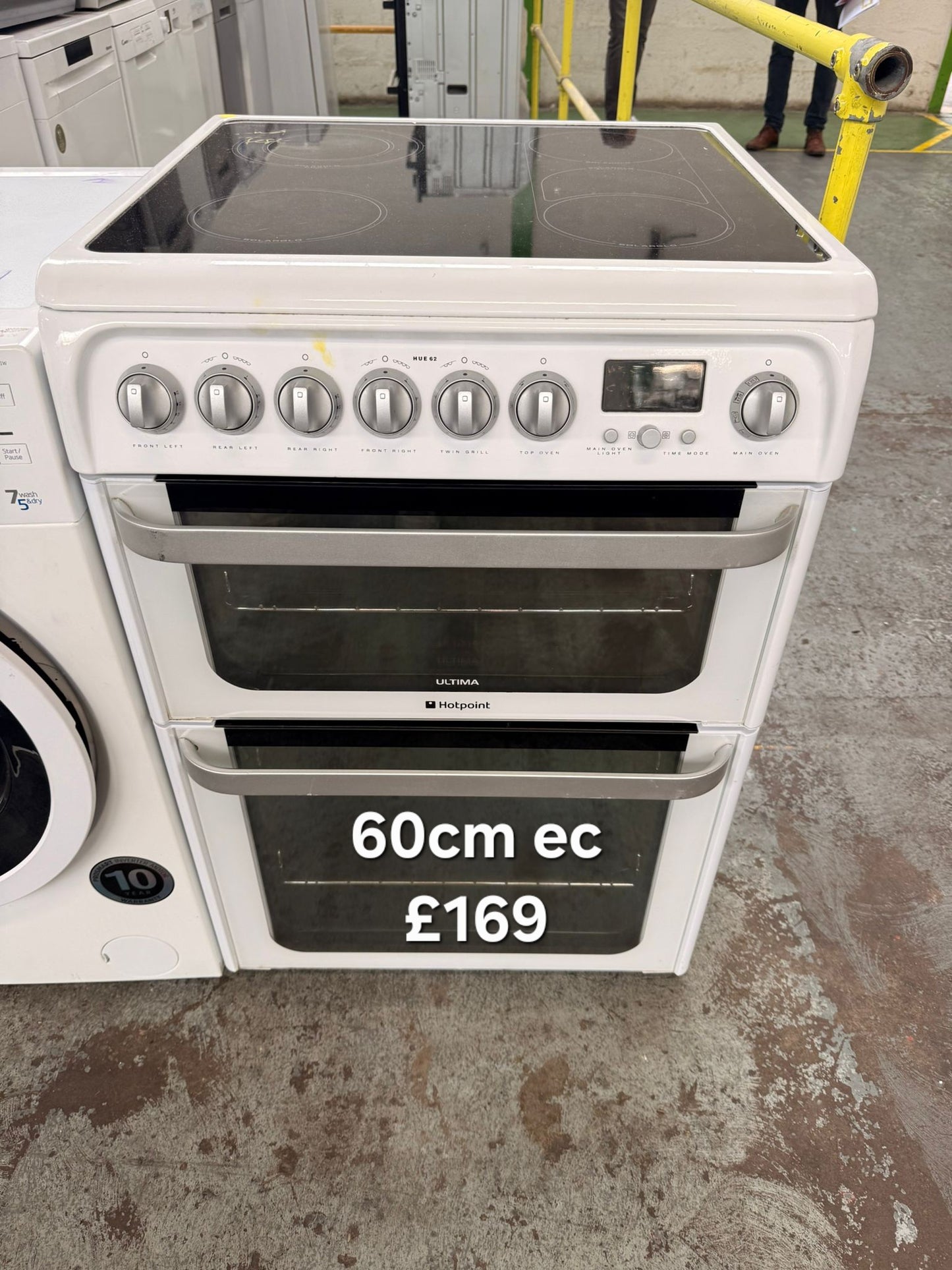 Hotpoint 60cm Electric cooker 🌟 Free Delivery 🌟 120 Days Warranty 🌟
