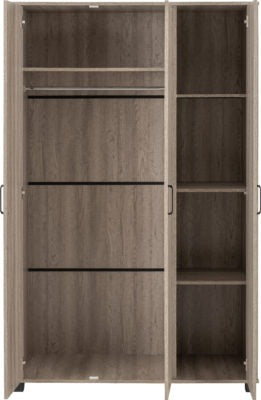 Oliver 3 Door Wardrobe
Light Oak Effect