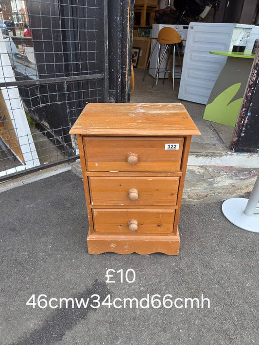 Bedside table 🌟 Free Delivery in Leicester 🌟